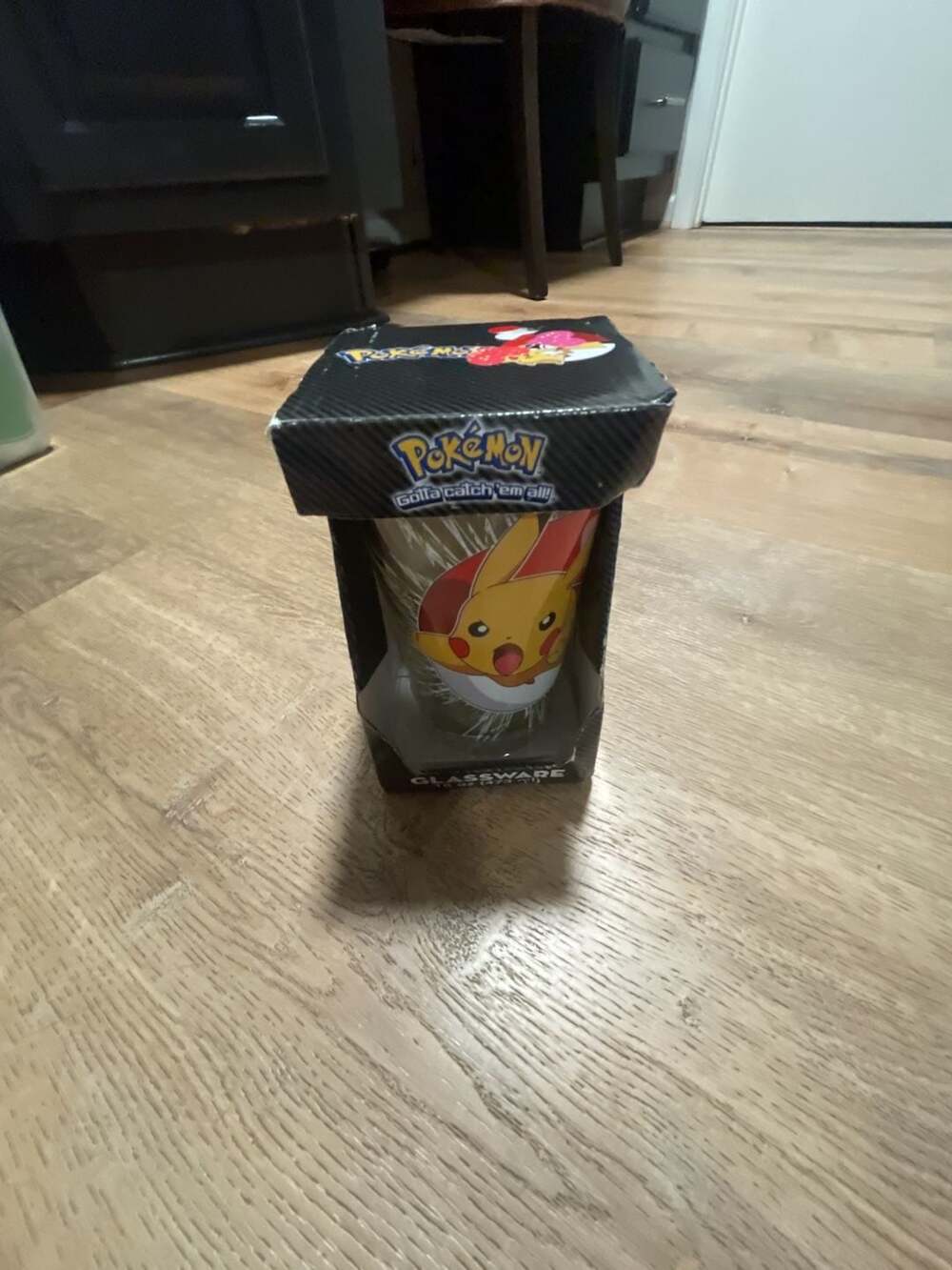 Silver Buffalo Pokemon Pikachu Glassware 16 oz Pint Glass